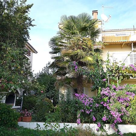 Apartments Miriam Srima Vodice Zewnętrze zdjęcie