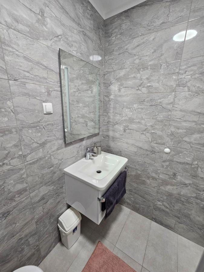 Apartments Miriam Srima Vodice Zewnętrze zdjęcie