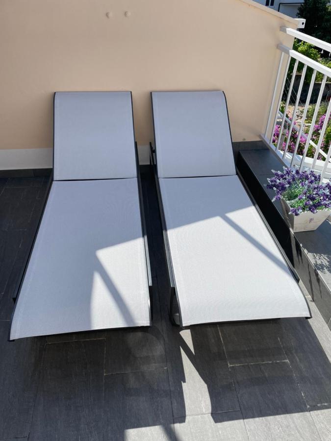 Apartments Miriam Srima Vodice Zewnętrze zdjęcie