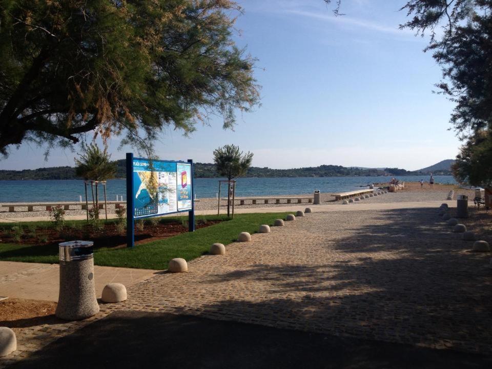 Apartments Miriam Srima Vodice Zewnętrze zdjęcie