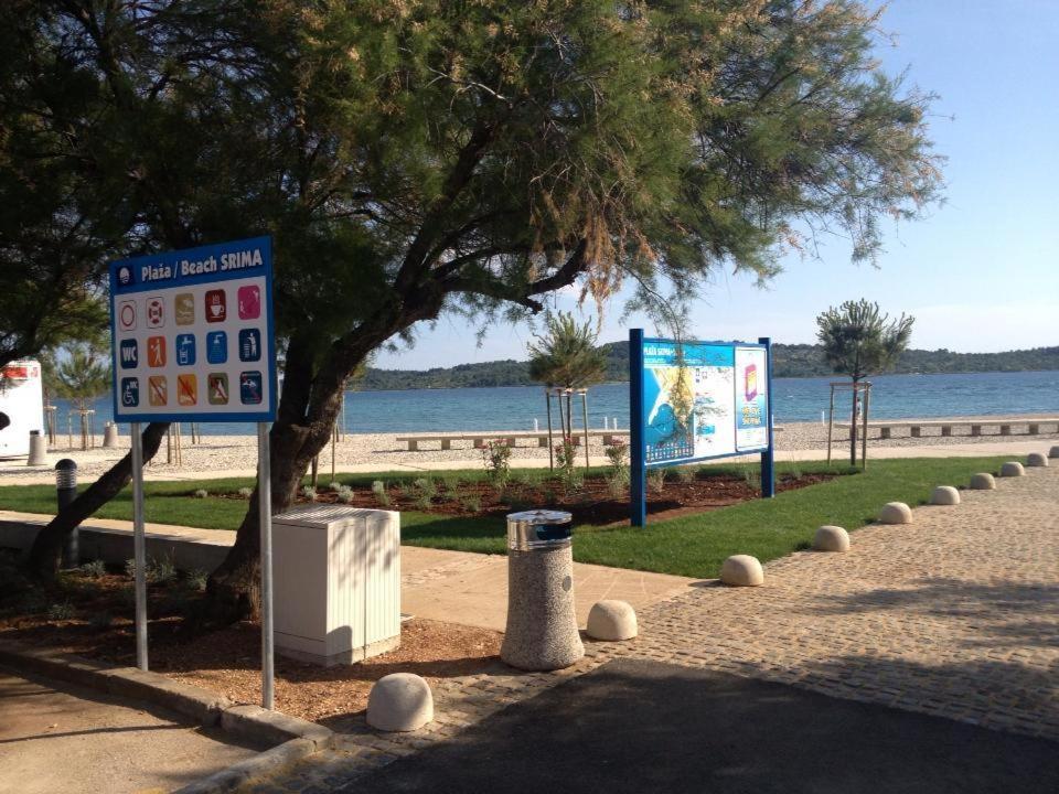 Apartments Miriam Srima Vodice Zewnętrze zdjęcie