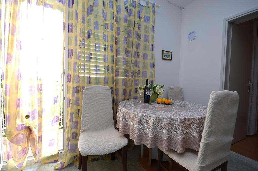 Apartments Miriam Srima Vodice Zewnętrze zdjęcie